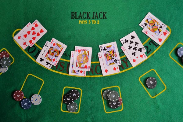 Cara bermain blackjack